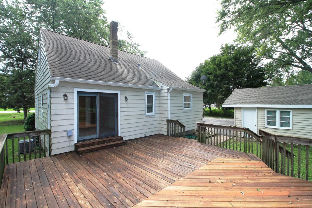 S88W22530 Milwaukee Ave - Photo 1