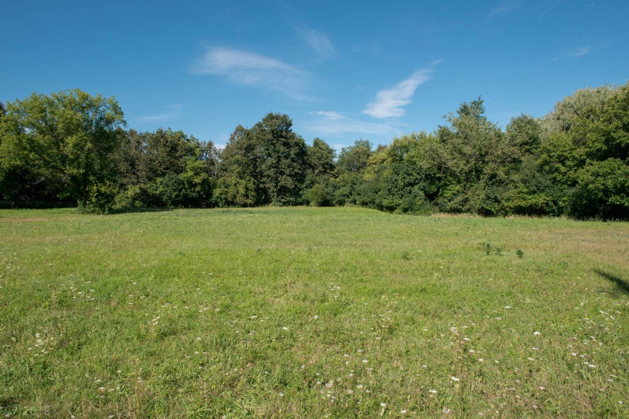 Lt3 Capitol Dr - Photo 1