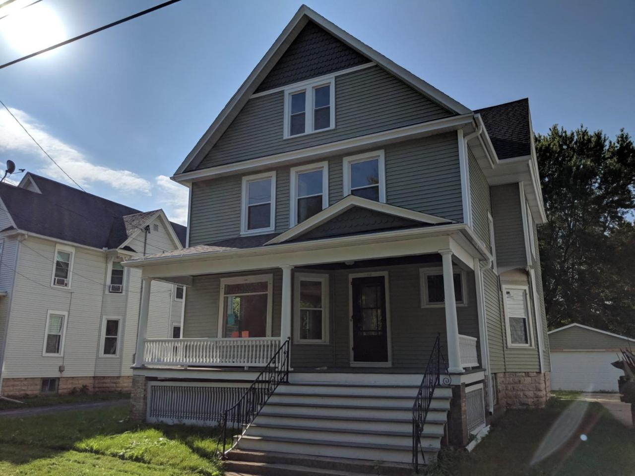 228 Merrill Ave - Photo 1