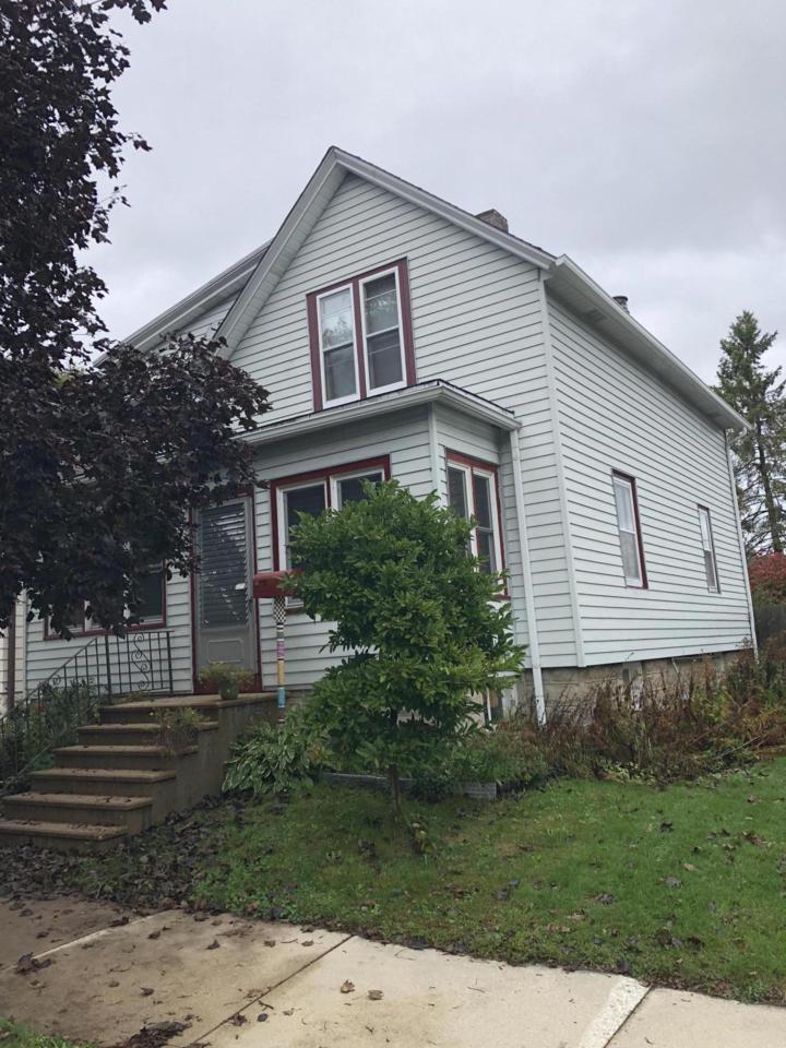 1702 Madison Ave - Photo 1