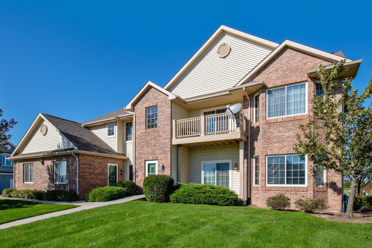 266 Louvain Ln - Photo 1