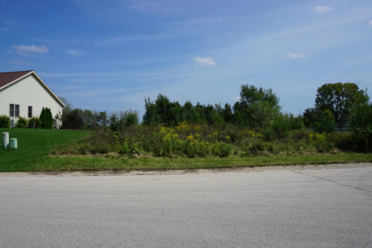 3101 Oakcrest Dr - Photo 1