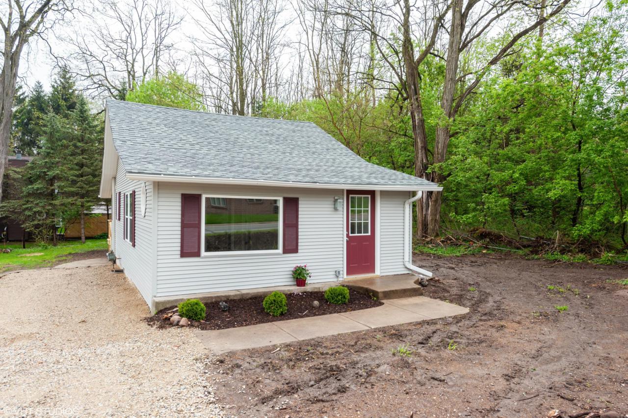 1006 Wilmot Ave - Photo 1
