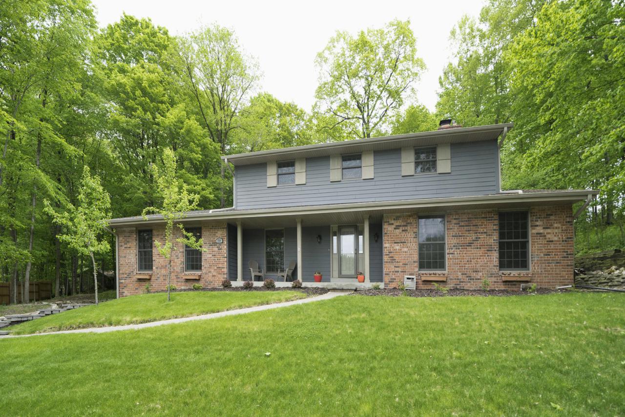 759 Summit Dr - Photo 1