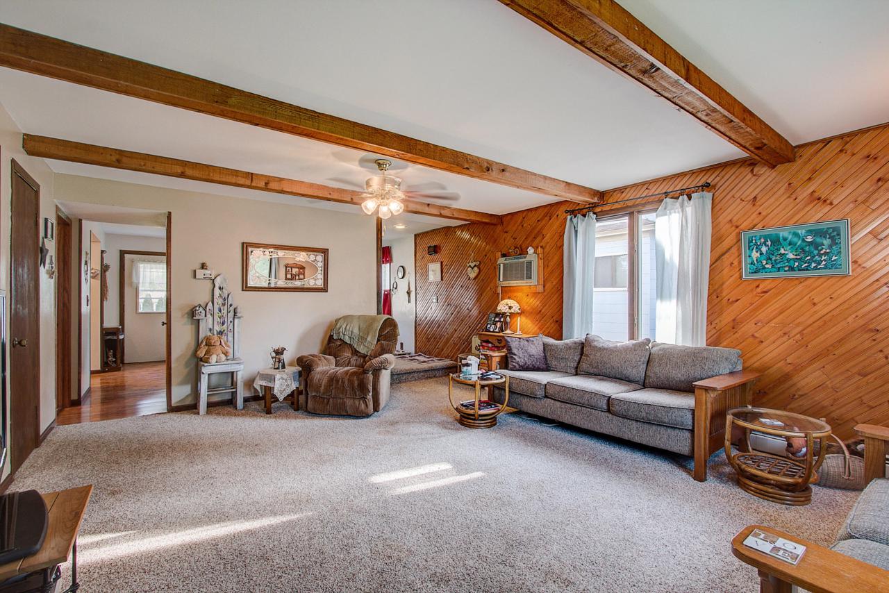 503 Linden Ave - Photo 1