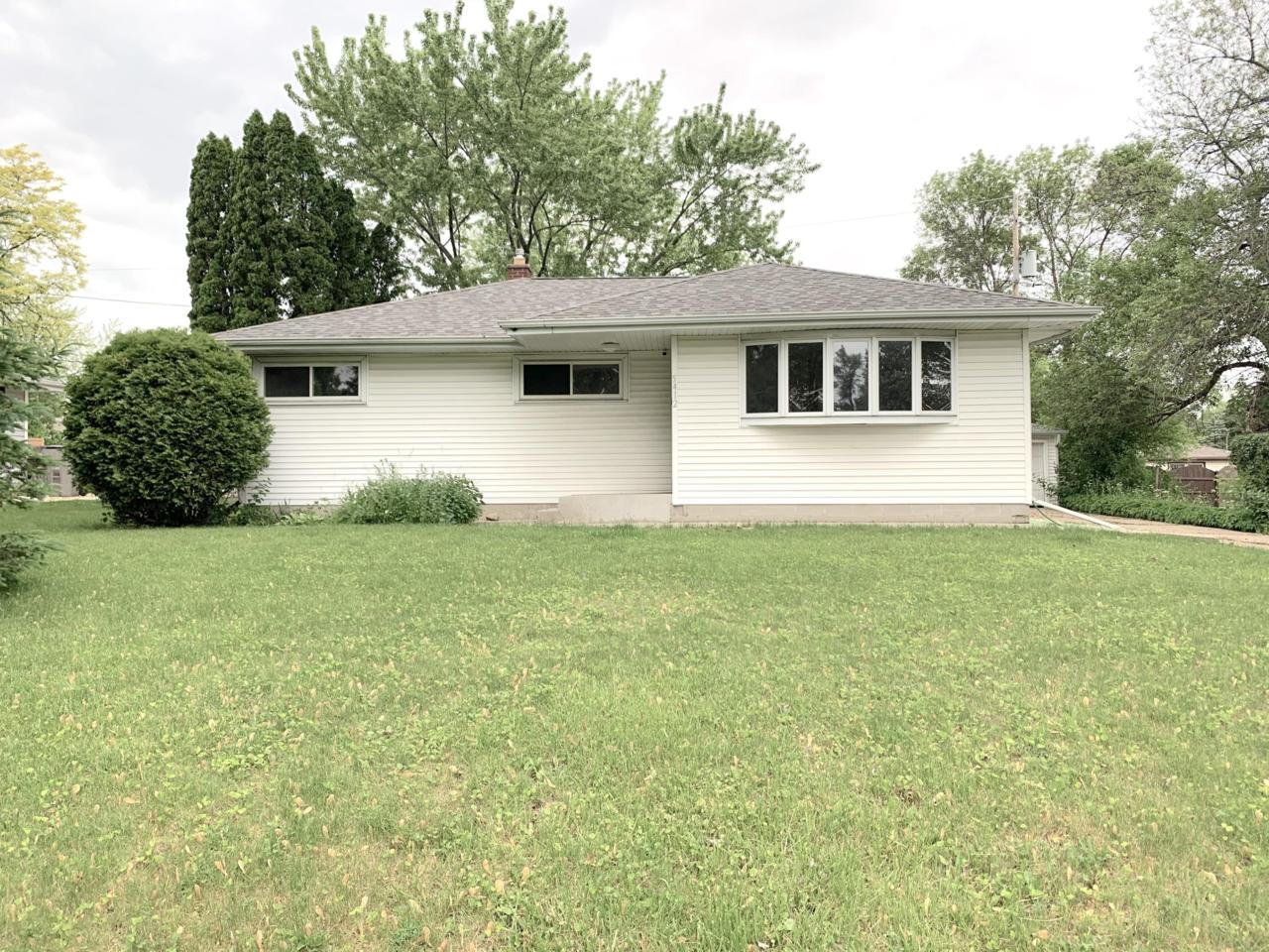 5412 Greenwood Ter - Photo 1
