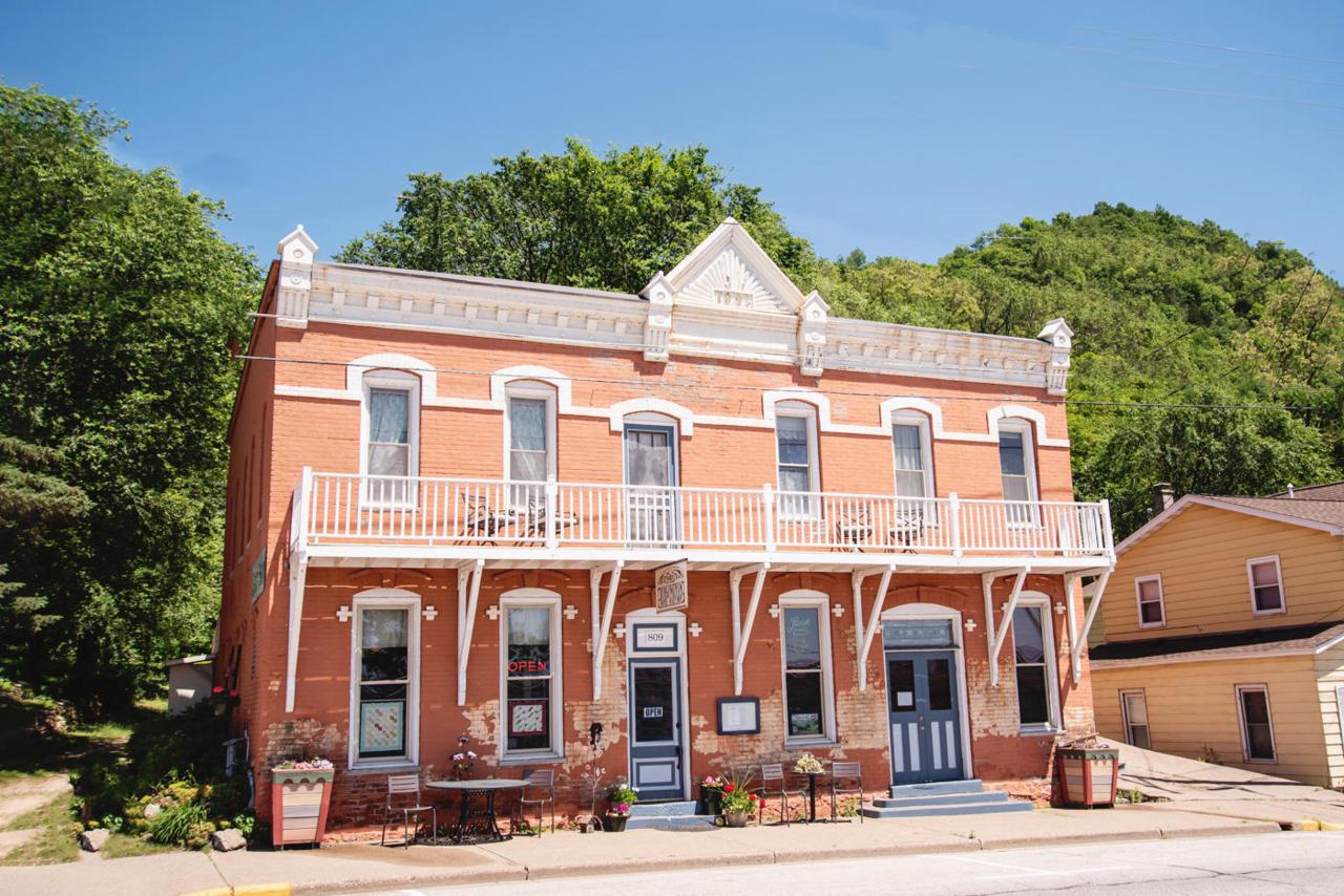809 Main St - Photo 1
