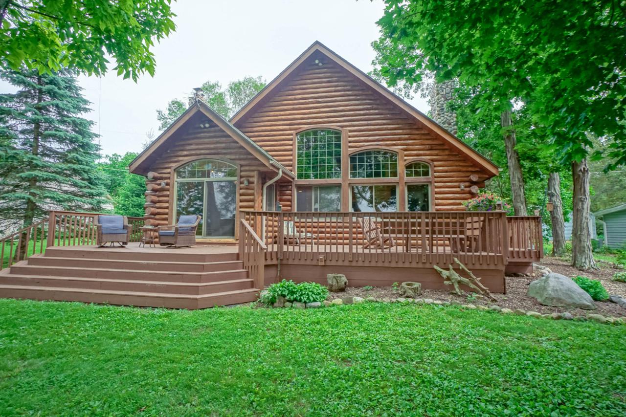 W377S3483 Lake Dr - Photo 1