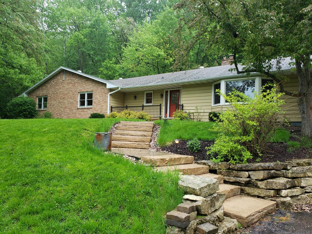 3502 Farnam St - Photo 1