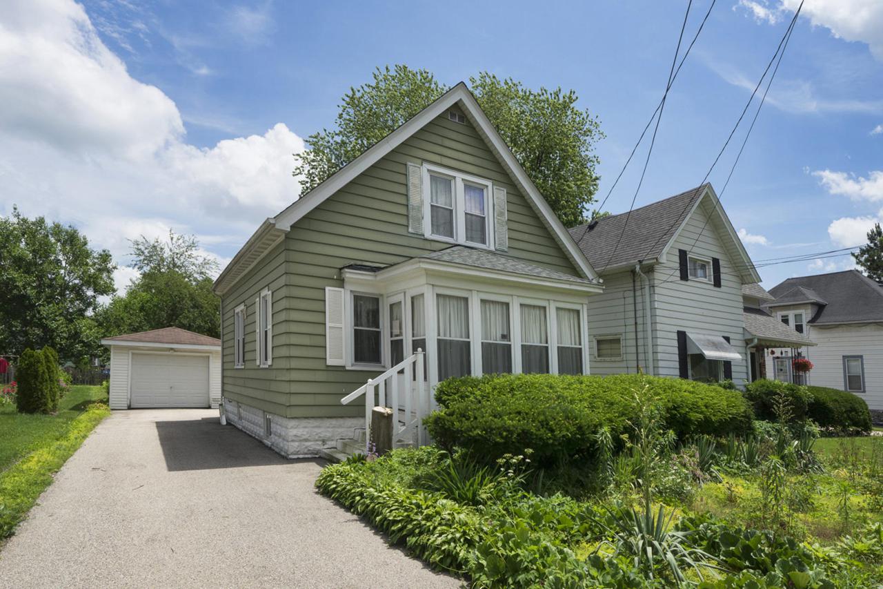 1531 White Rock Ave - Photo 1