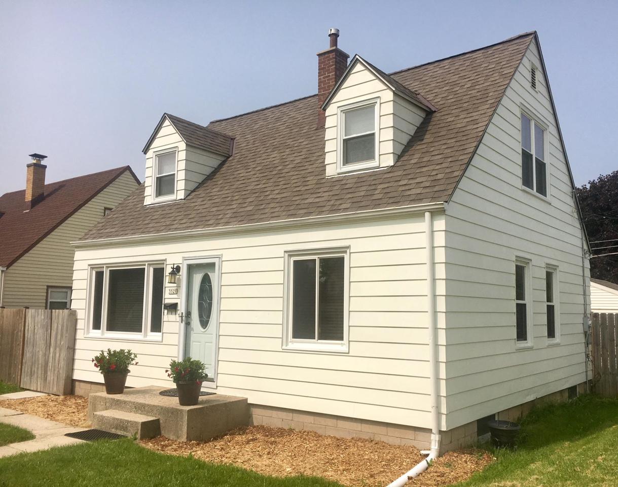 3521 98th St - Photo 1