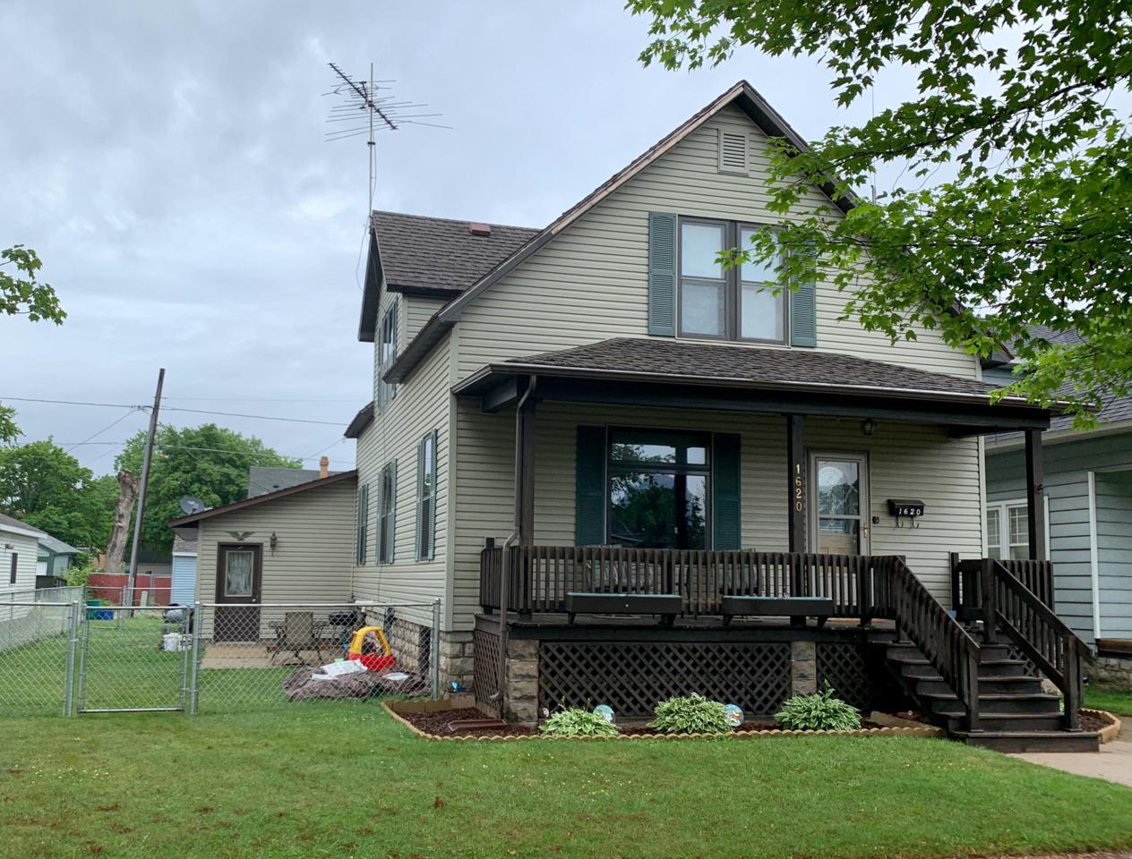 1620 Mary - Photo 1