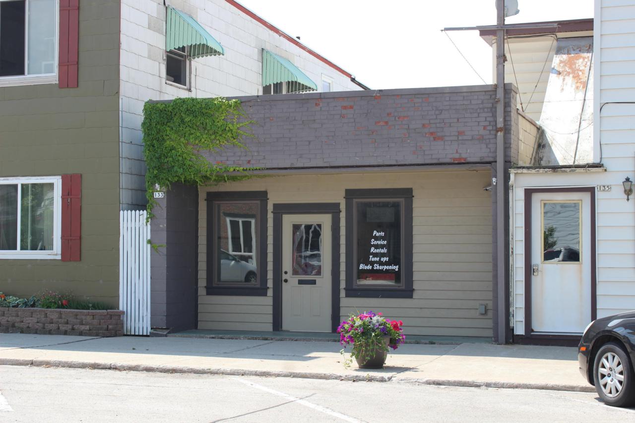 133 Main St - Photo 1