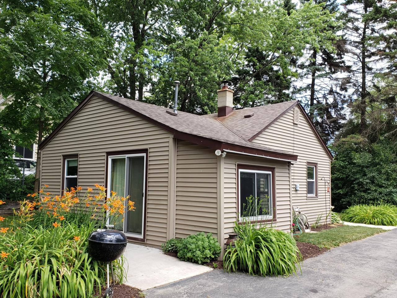 7149 Pennsylvania Ave - Photo 1