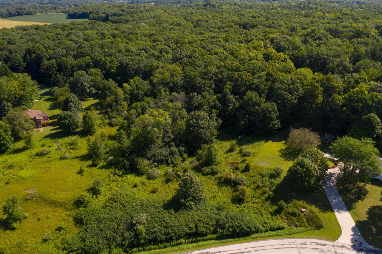 136 Acre Lake View Dr - Photo 1