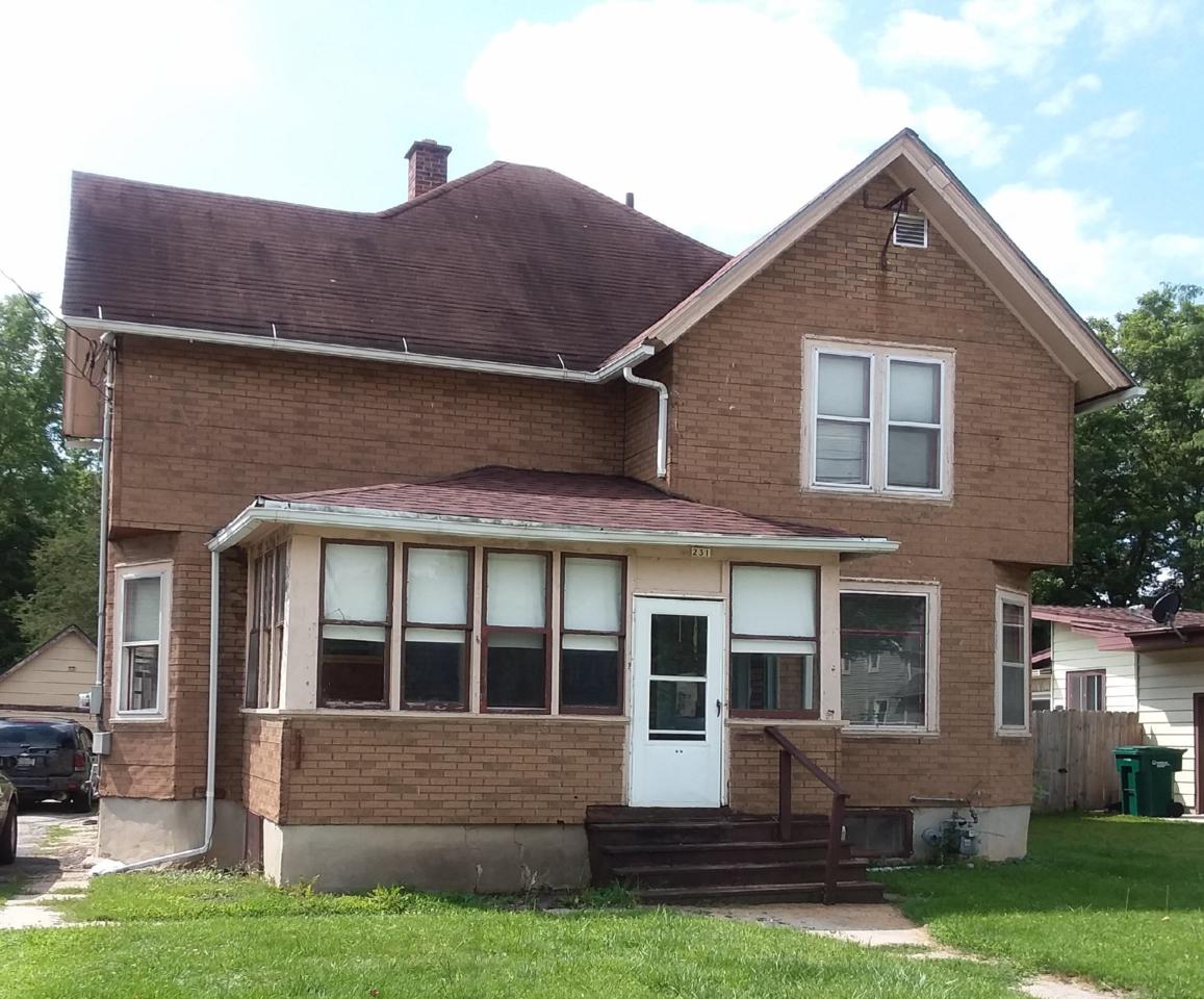 231 Root Ave - Photo 1