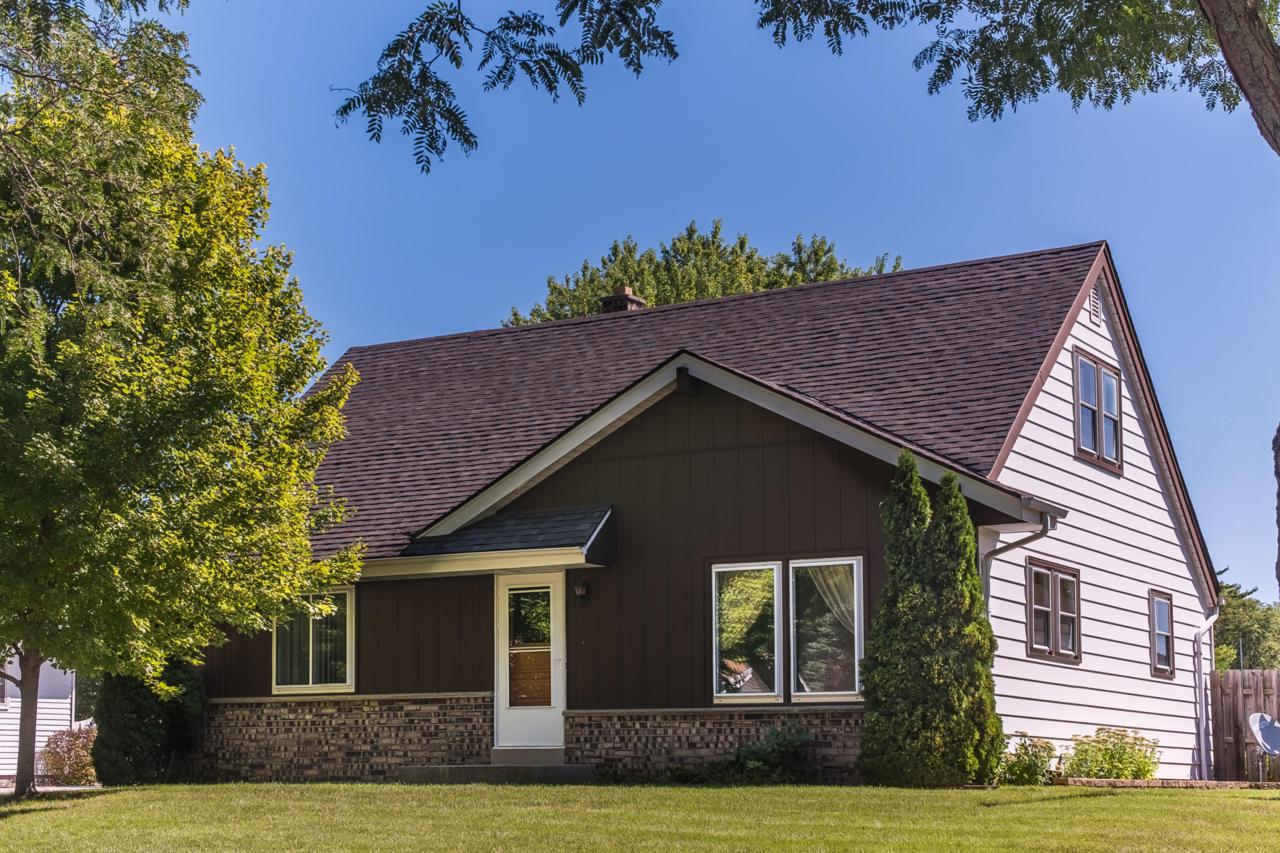 7386 Logan Ave - Photo 1