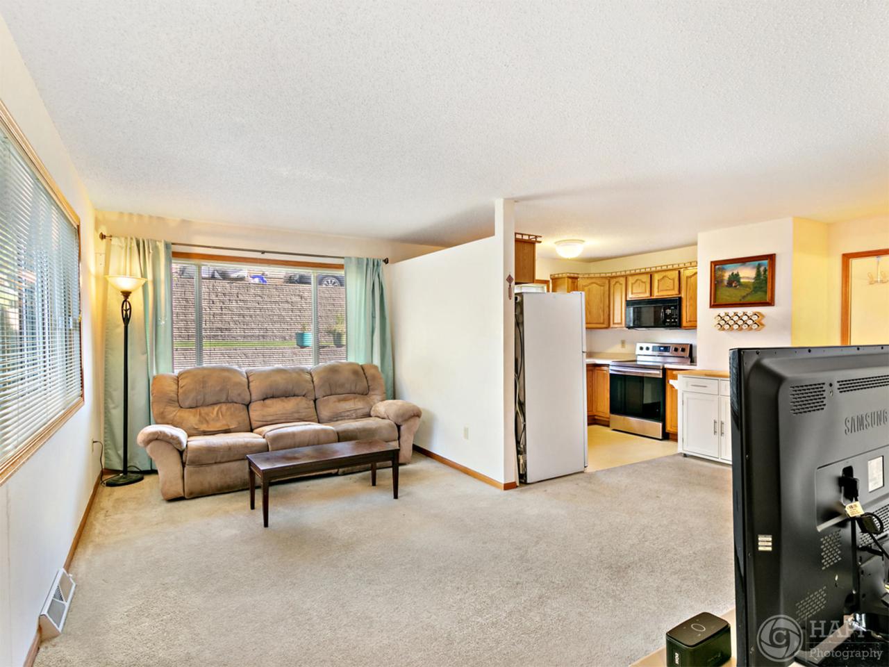 430 45th St - Photo 1
