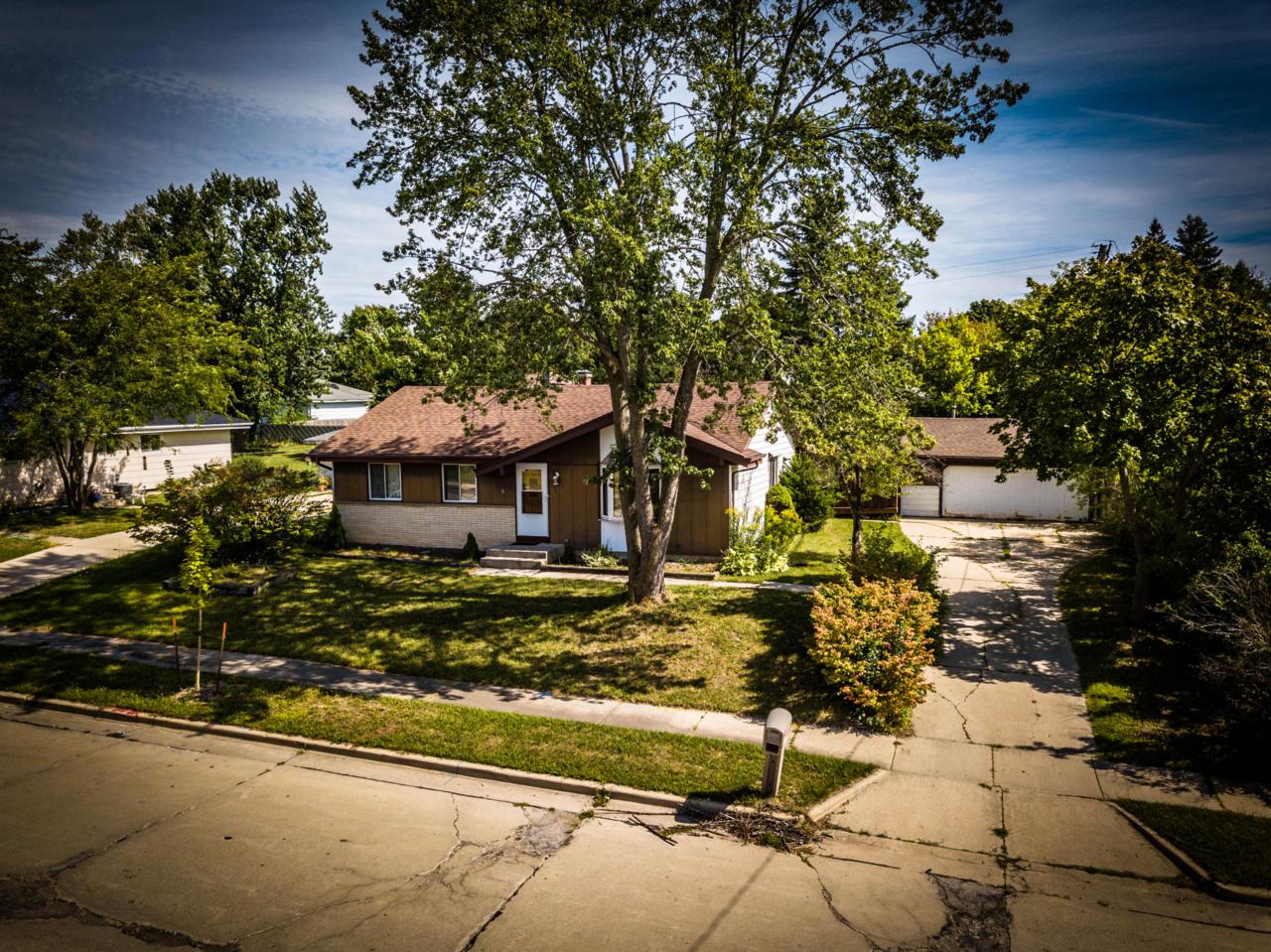 8214 Celina St - Photo 1 8214 Celina St - Photo 1