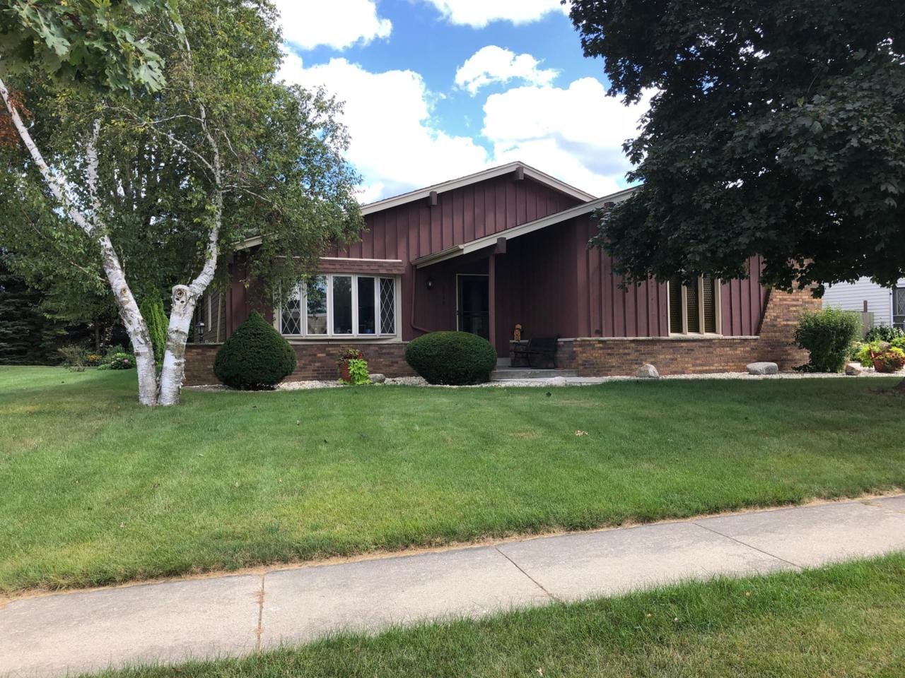 9728 Shepard Hills Dr - Photo 1