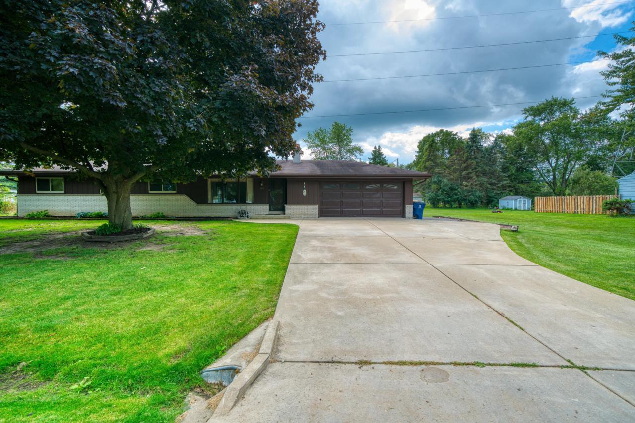 1237 Randy Rd - Photo 1