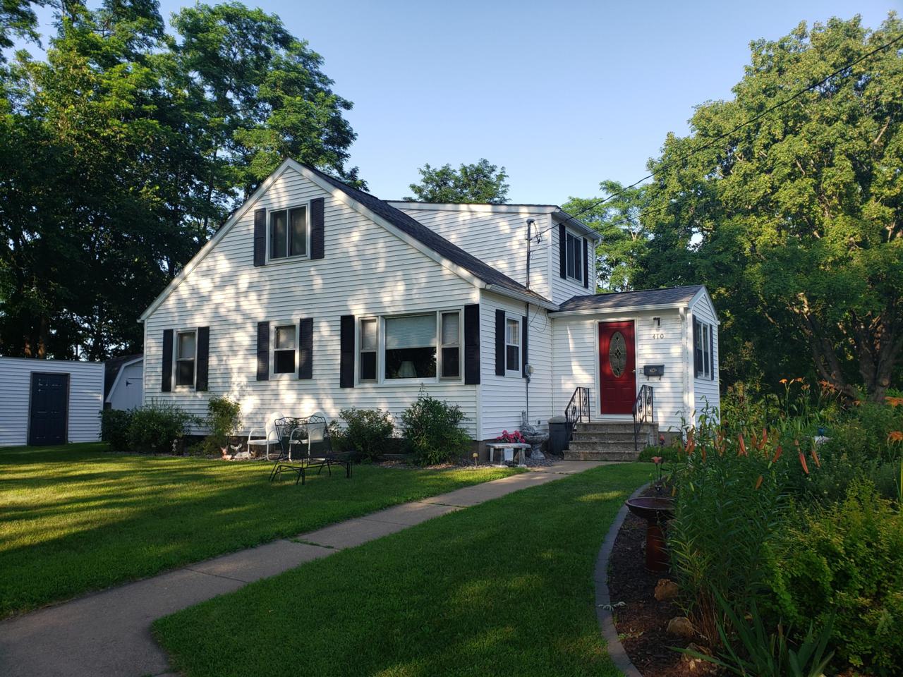 410 6th St - Photo 1