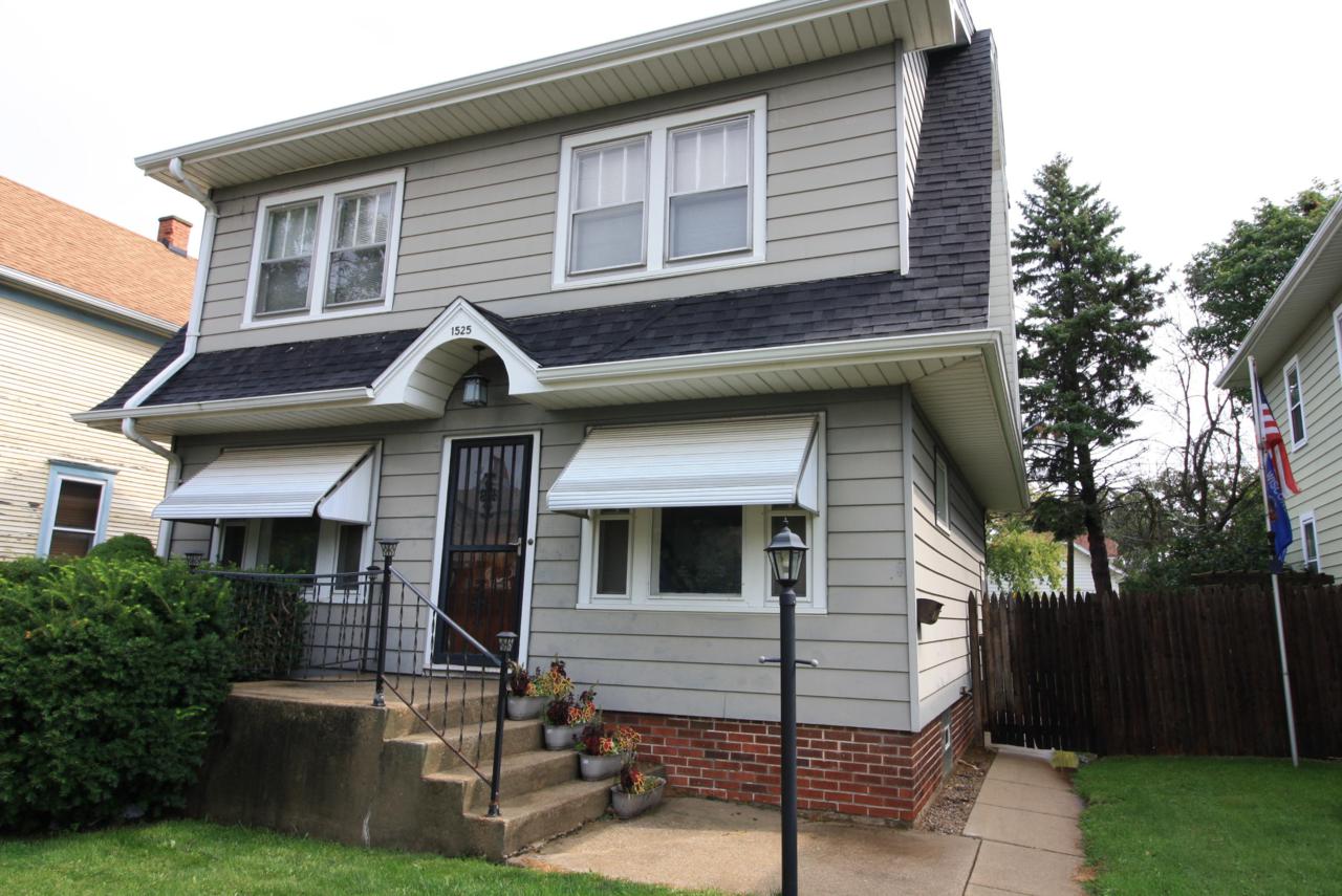 1525 Grove Ave - Photo 1