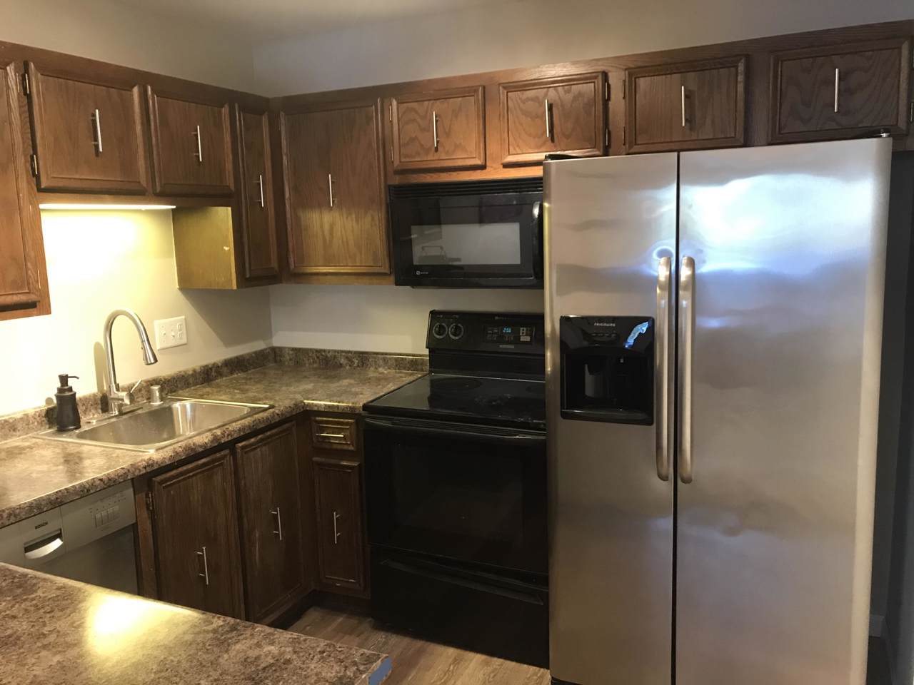 8617 Servite Dr - Photo 1