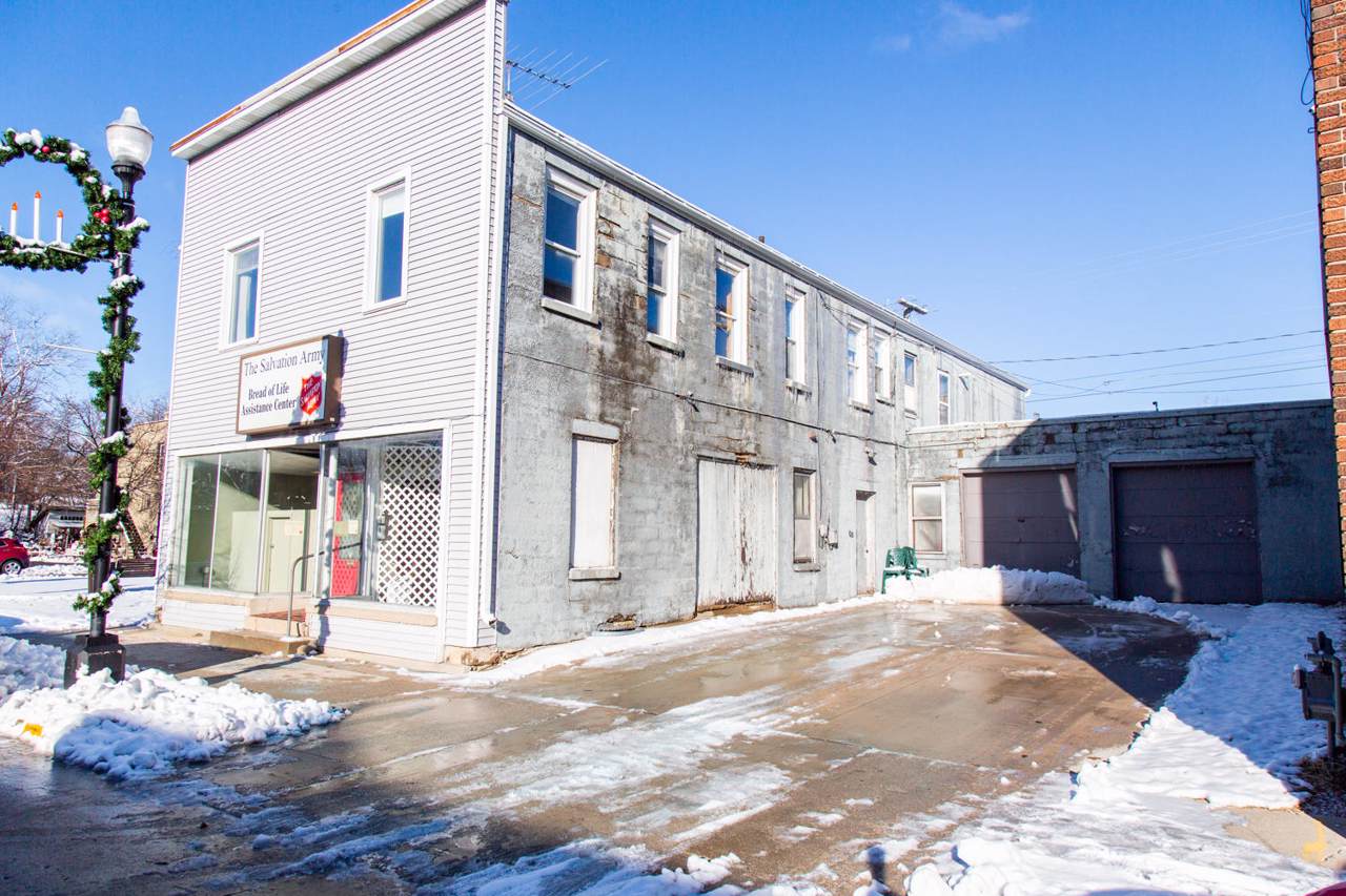 110 Mill St - Photo 1