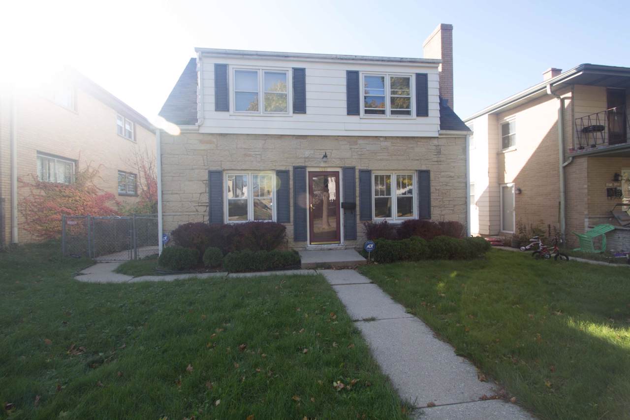 4065 91st St - Photo 1