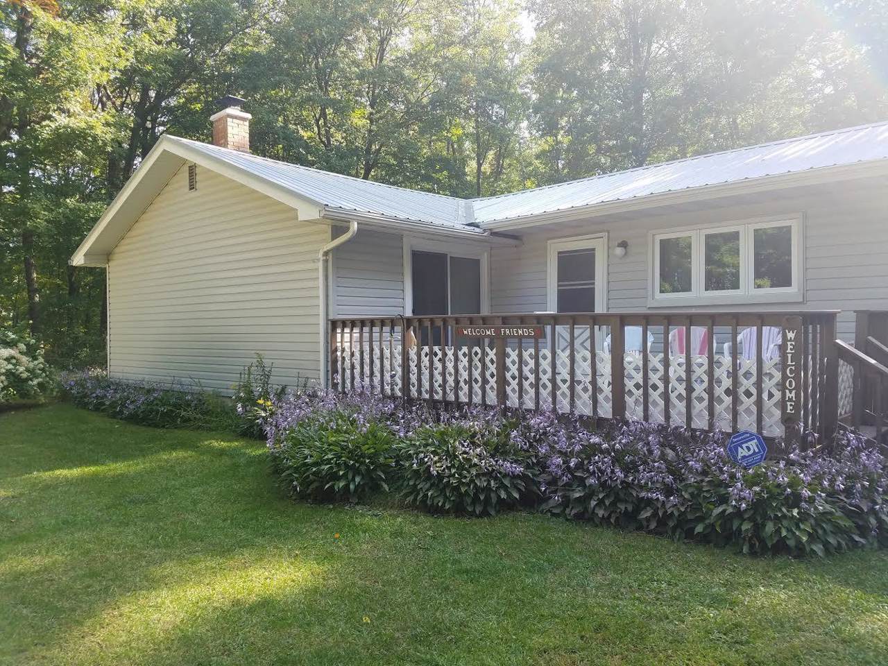 W2340 Twin Pine Ln - Photo 1 W2340 Twin Pine Ln - Photo 1