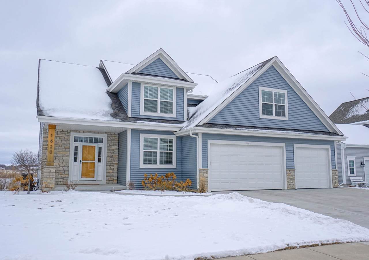 1620 Pintail Dr - Photo 1