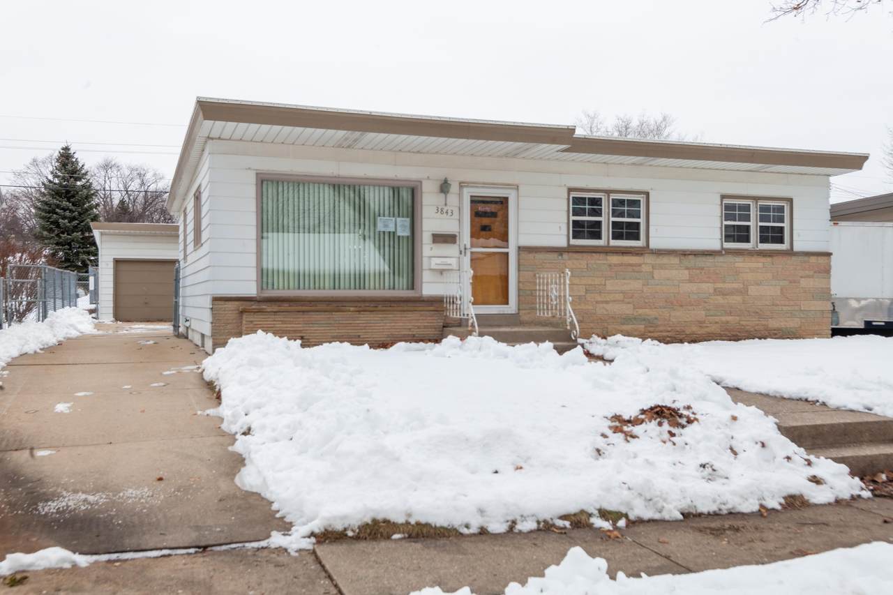 3843 83rd St - Photo 1