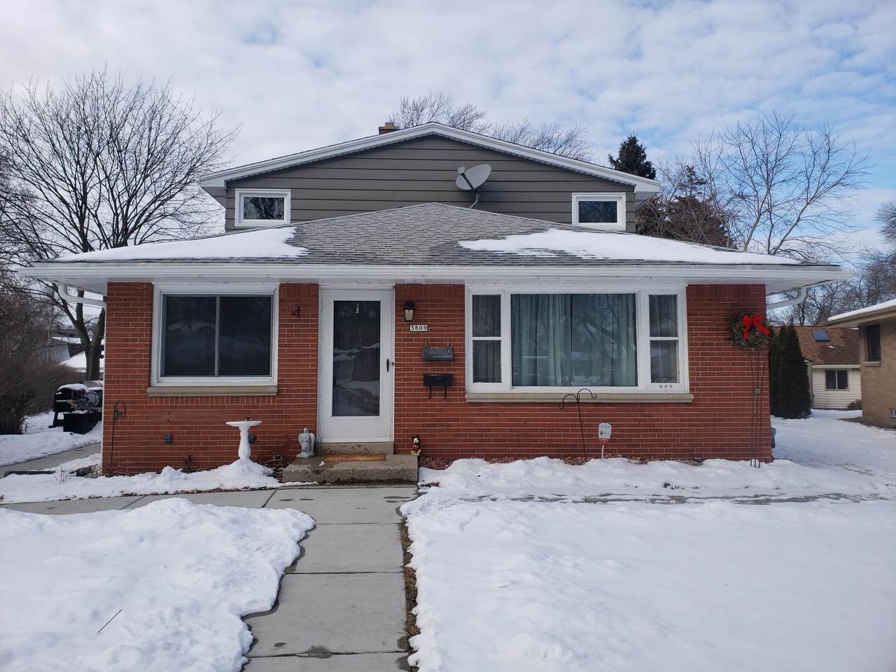 3809 Griffin Ave - Photo 1