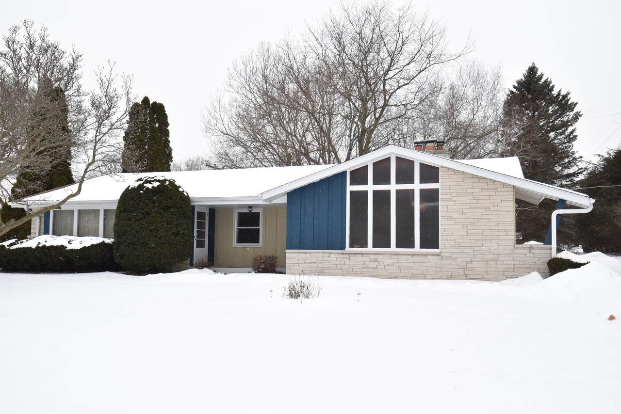 6923 98TH St - Photo 1