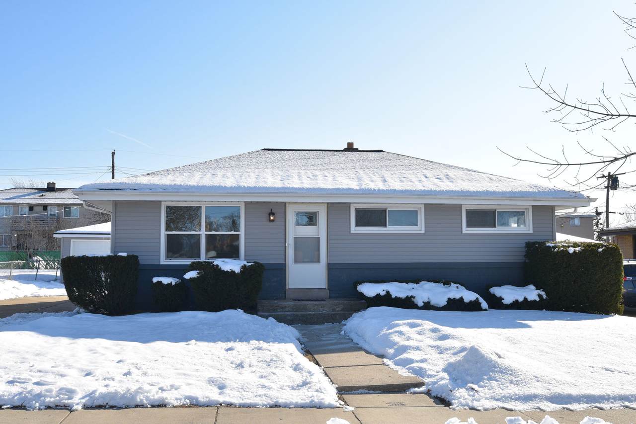 8129 Winfield Ave - Photo 1