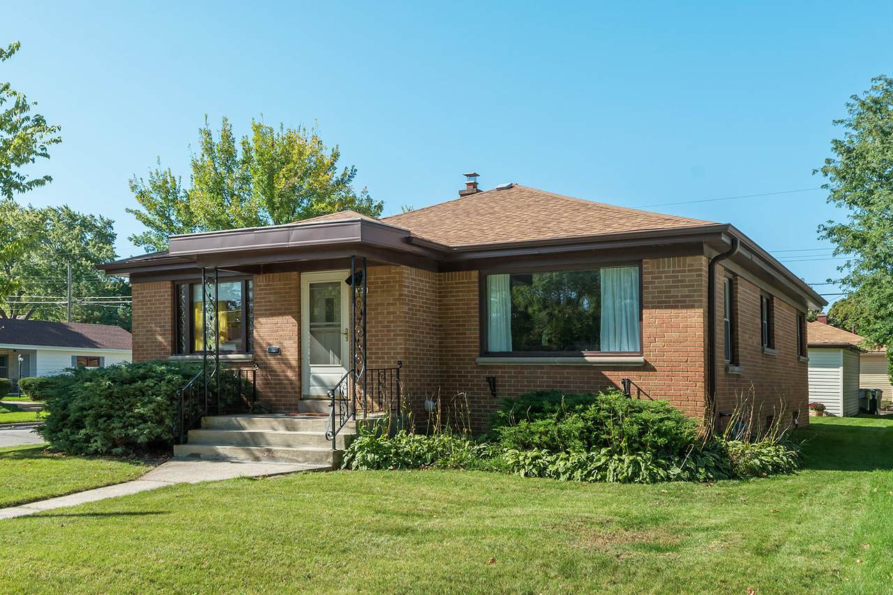 3701 83rd St - Photo 1
