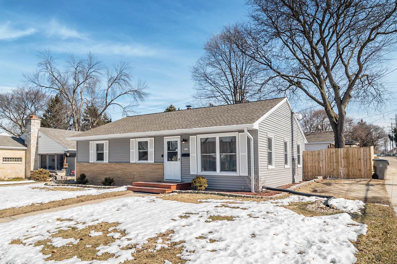 3120 95th St - Photo 1