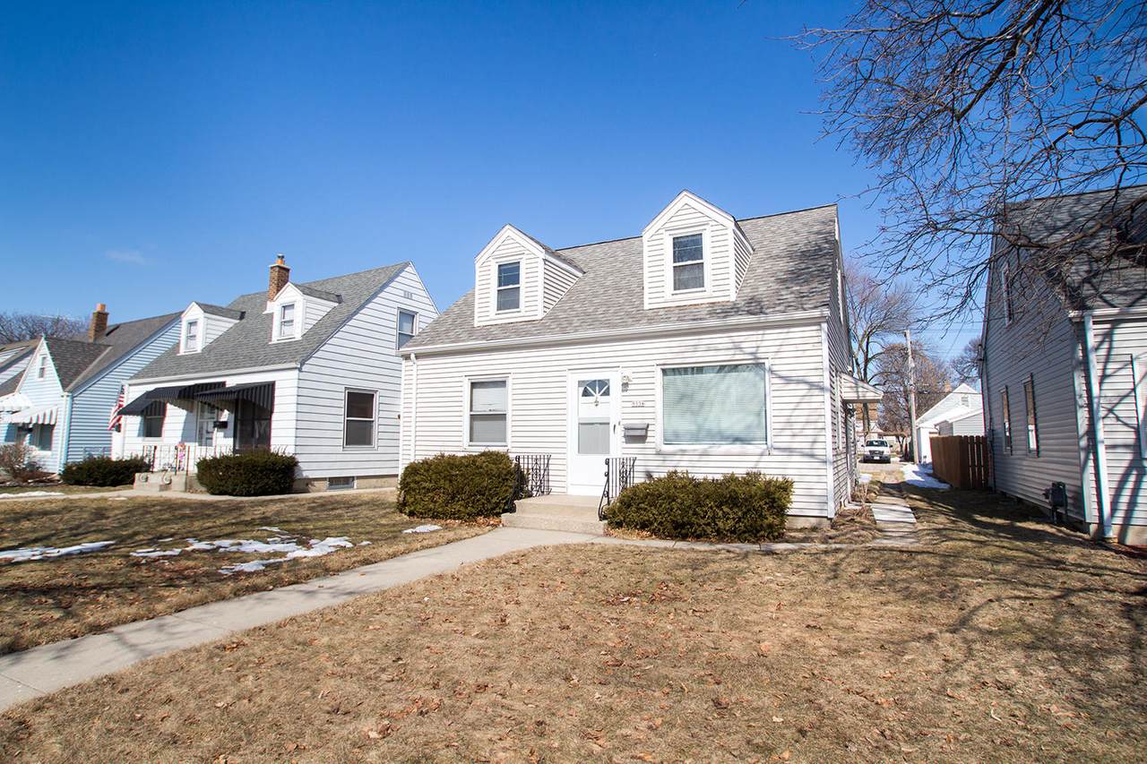 9534 Metcalf Pl - Photo 1