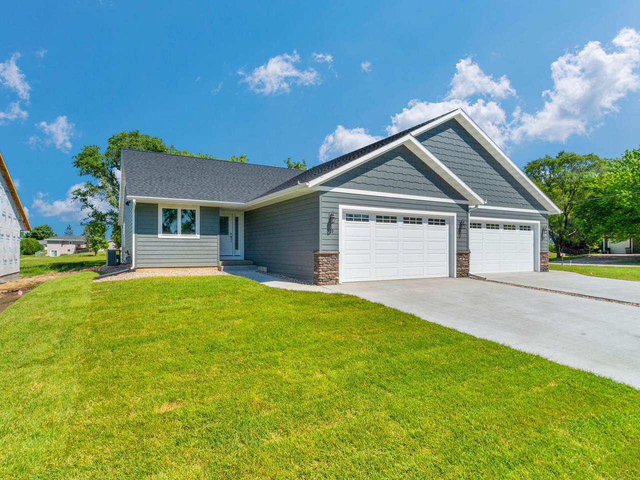 327 Rivers Dr - Photo 1 327 Rivers Dr - Photo 1