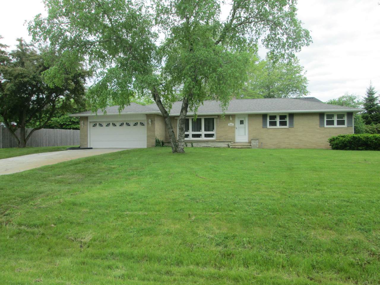 1300 52nd Ave - Photo 1