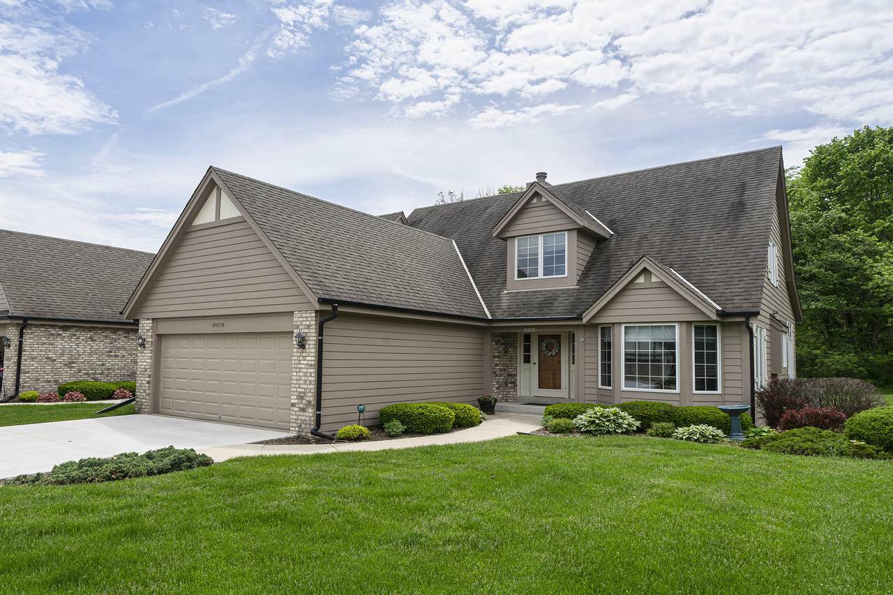 19405 Stonehedge Dr - Photo 1