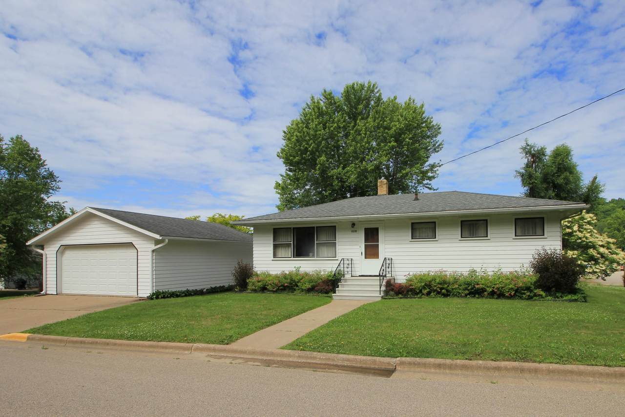 423 Maiben St - Photo 1