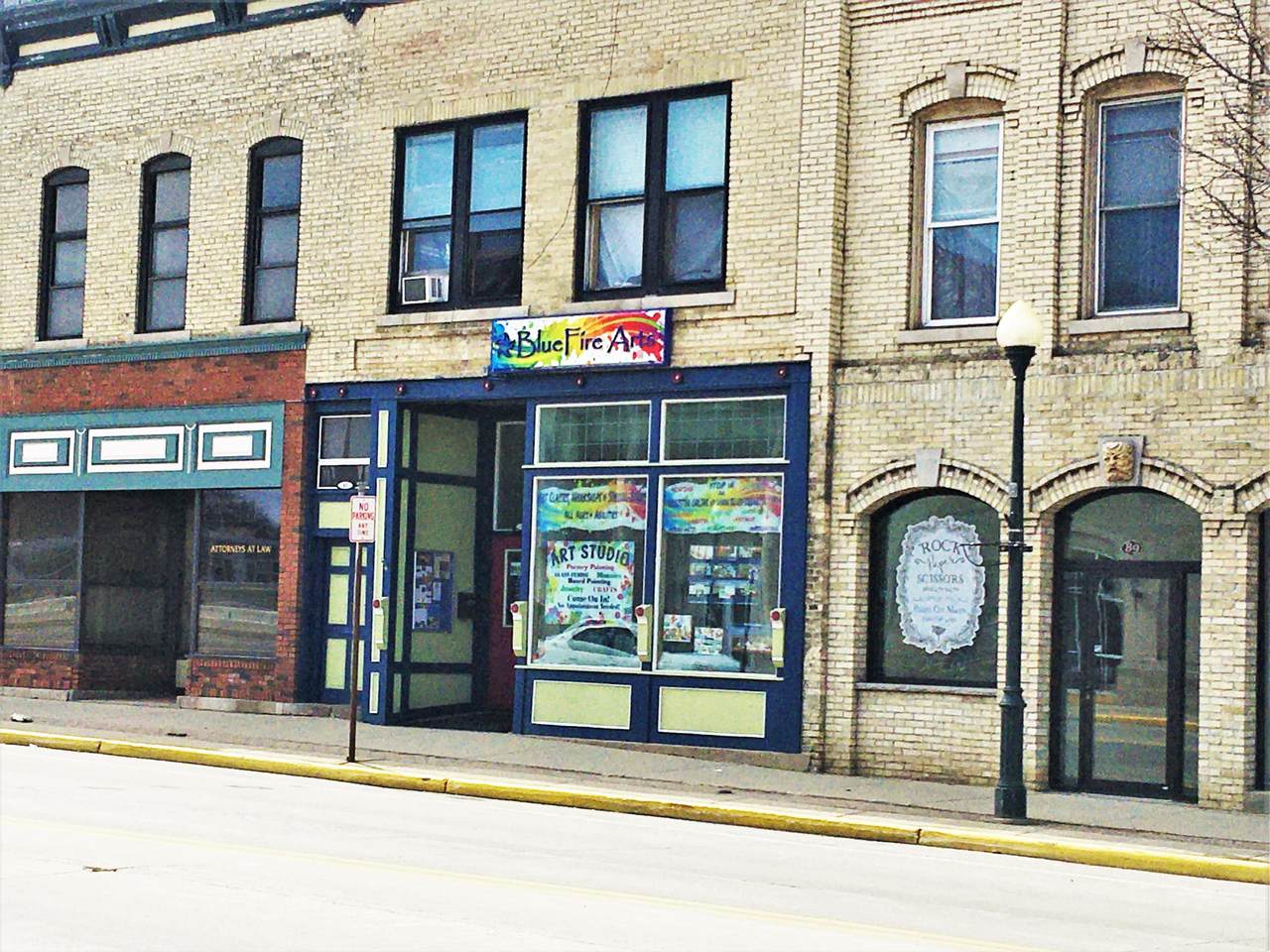 87 Main St - Photo 1