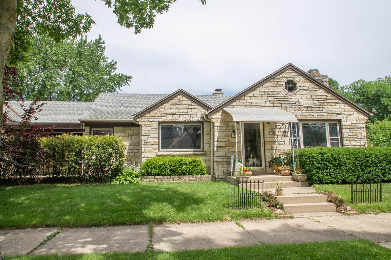 3700 Ruskin St - Photo 1