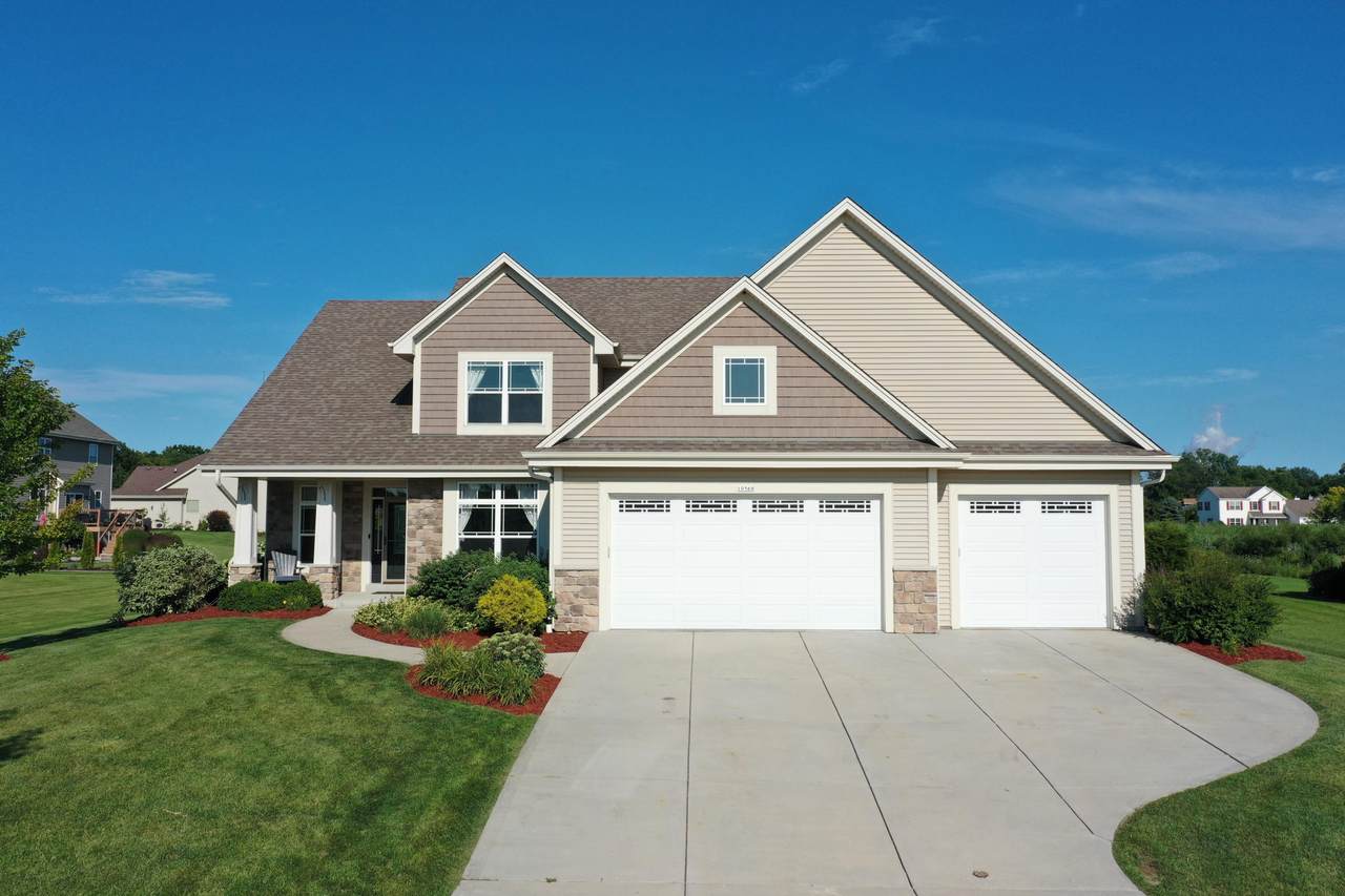 10560 Singing Lark Ct - Photo 1