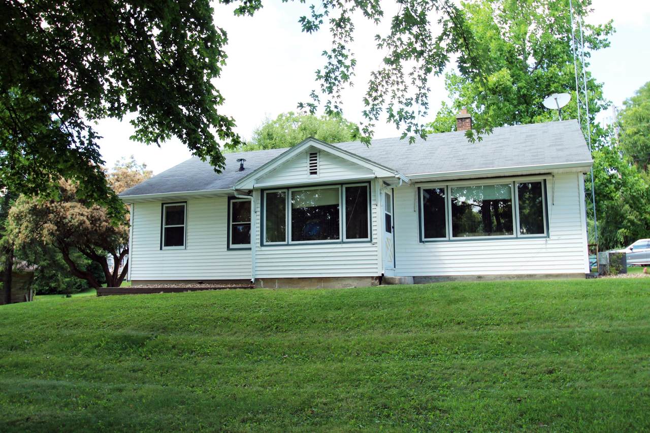 N6959 Lake View Rd - Photo 1