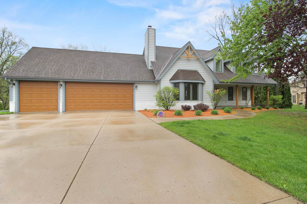 5470 Greentree Dr - Photo 1