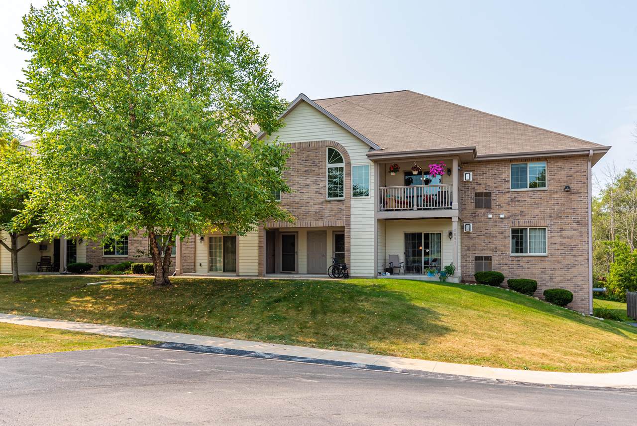 1401 Garay Ln - Photo 1