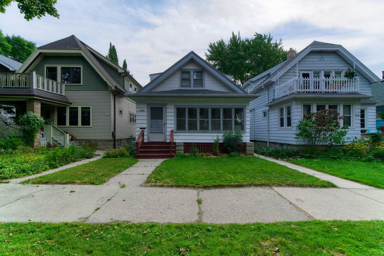 3122 Dousman St - Photo 1